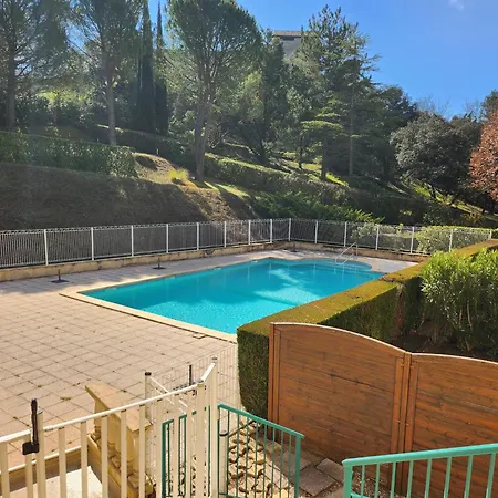 Albizia Apartment